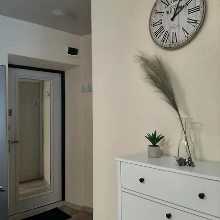 Ir Apartment