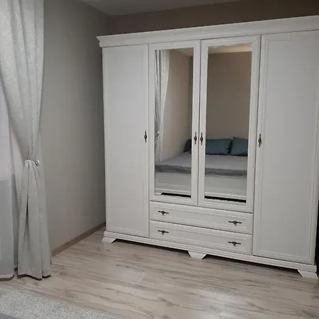 Ir Apartment *